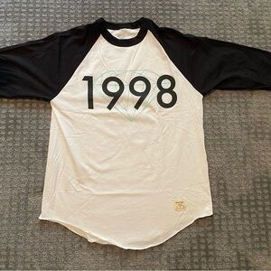 98 Brilliant Raglan baseball white T with black 3/4 sleeves and trim
